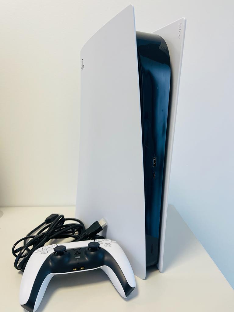 Playstation 5 Digital 1 TB White Refurbished
