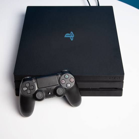 Playstation 4 Pro 1TB Black Refurbished