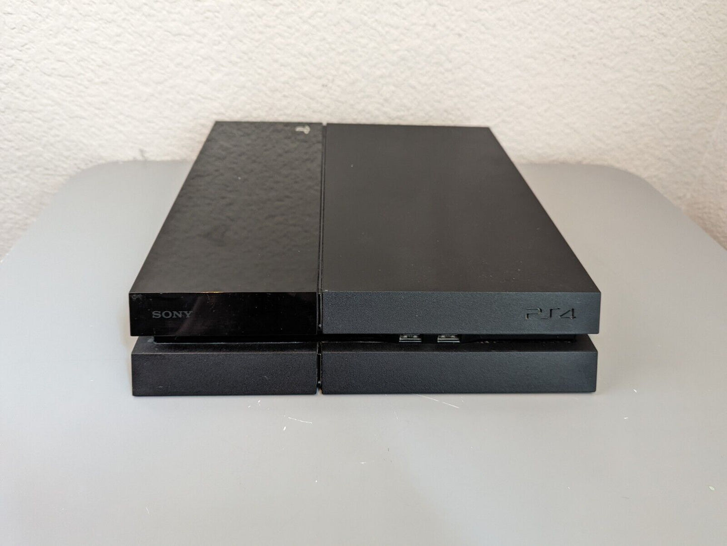 PlayStation 4 Slim 500GB Black with 2 controllers Refurbished