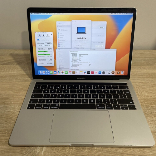 MacBook Pro 2017 13.3 in 256GB Silver Refurbished