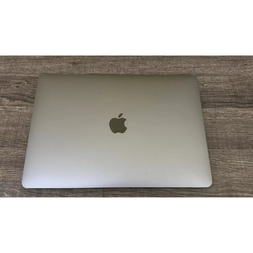 Macbook Pro 2017 13" 8GB 256GB Silver with touch bar Refurbished