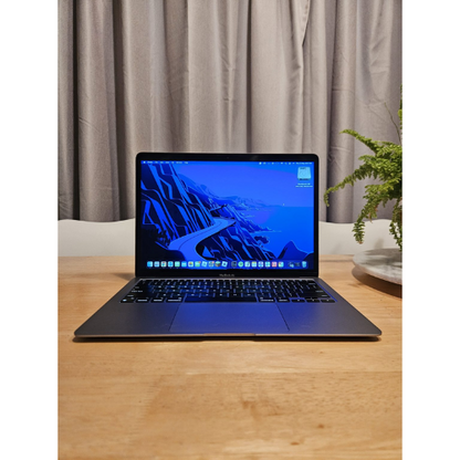 MacBook Air 13” 2020 M1 Space Grey Refurbished