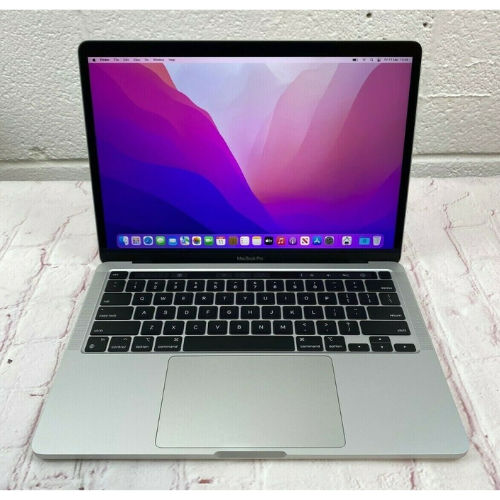 MacBook Pro 2018 13.3 in 256GB Silver Refurbished