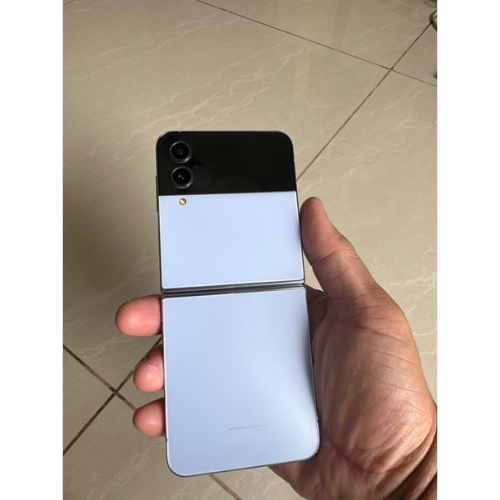 Samsung Galaxy Z Flip 4 128GB Blue